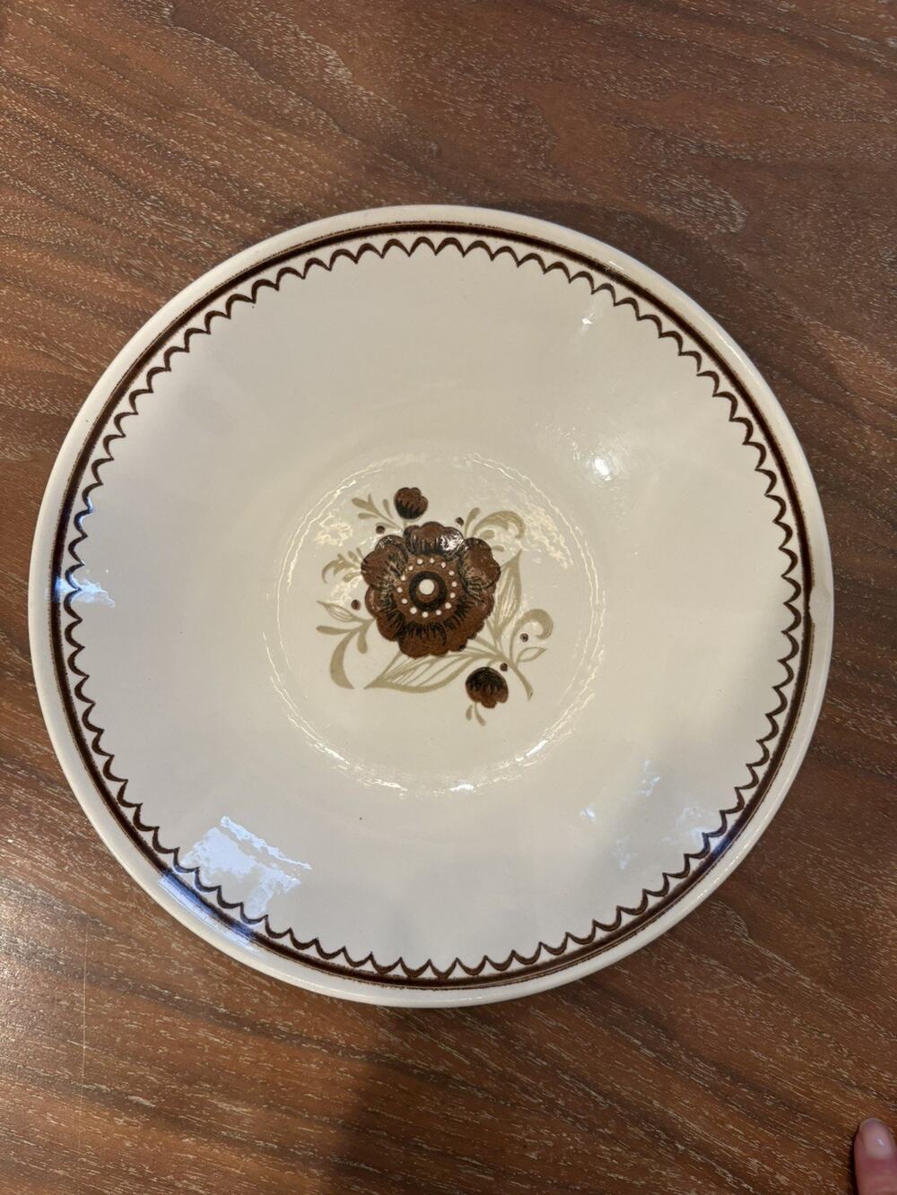 Royal China NUTMEG 9" ROUND Serving Bowl BROWN FLOWER in Center-Made in USA